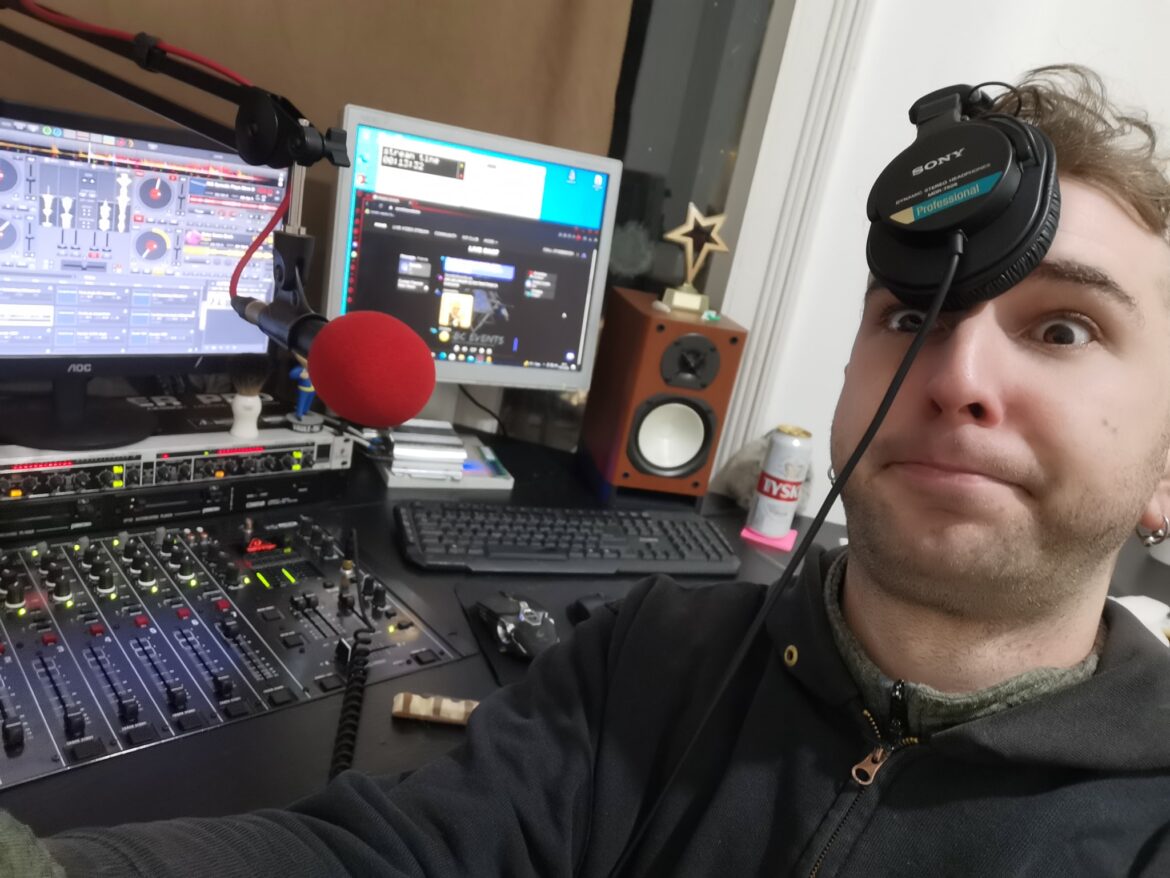 Arvandus — Presenter at Sky Blue Radio